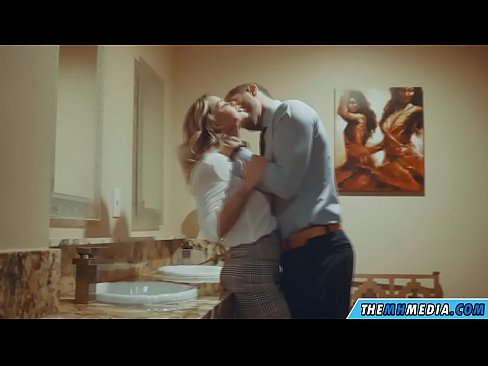 ❤️ Kad te prsata plavuša zavede u javnom toaletu ❤️❌ Porno fb na bs.pornoreino-com.ru ❌
